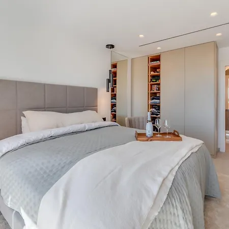 شقة Luxury 3 Bdrm With Private Pool And Stunning Sea Views ماربيا