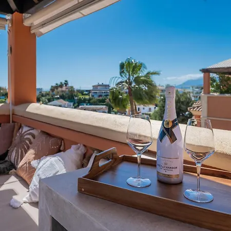 Luxury 3 Bdrm With Private Pool And Stunning Sea Views *