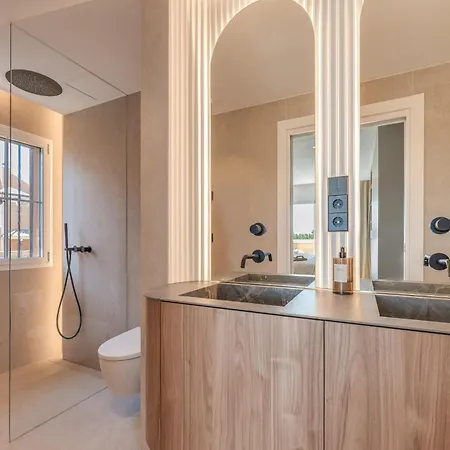 Luxury 3 Bdrm With Private Pool And Stunning Sea Views דירה מארבלה