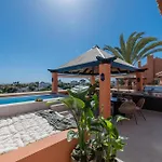 Luxury 3 Bdrm With Private Pool And Stunning Sea Views