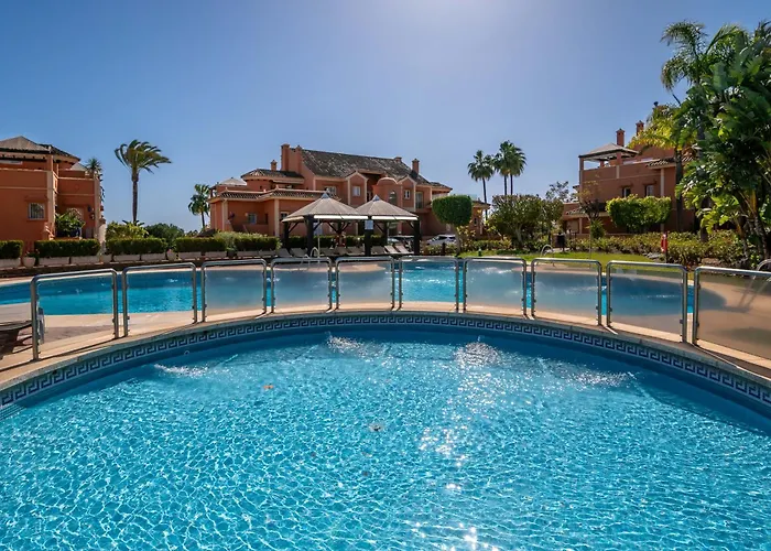 Apartament Luxury 3 Bdrm With Private Pool And Stunning Sea Views
